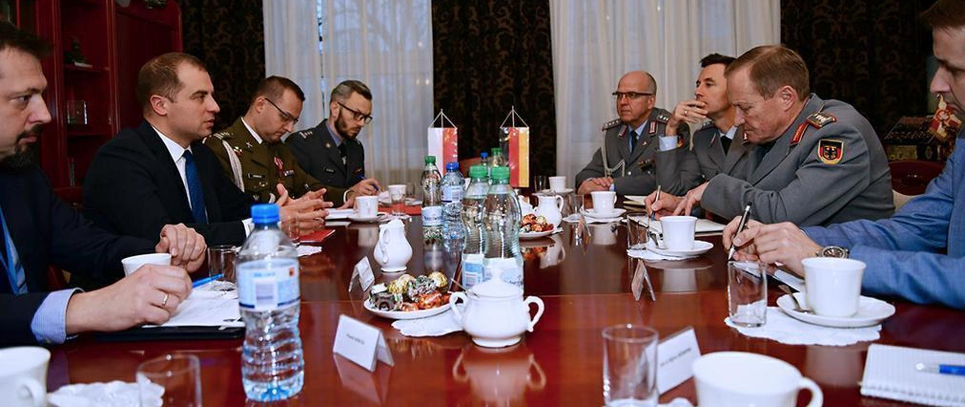 031218_TS_bezpregio_LChemperek_01