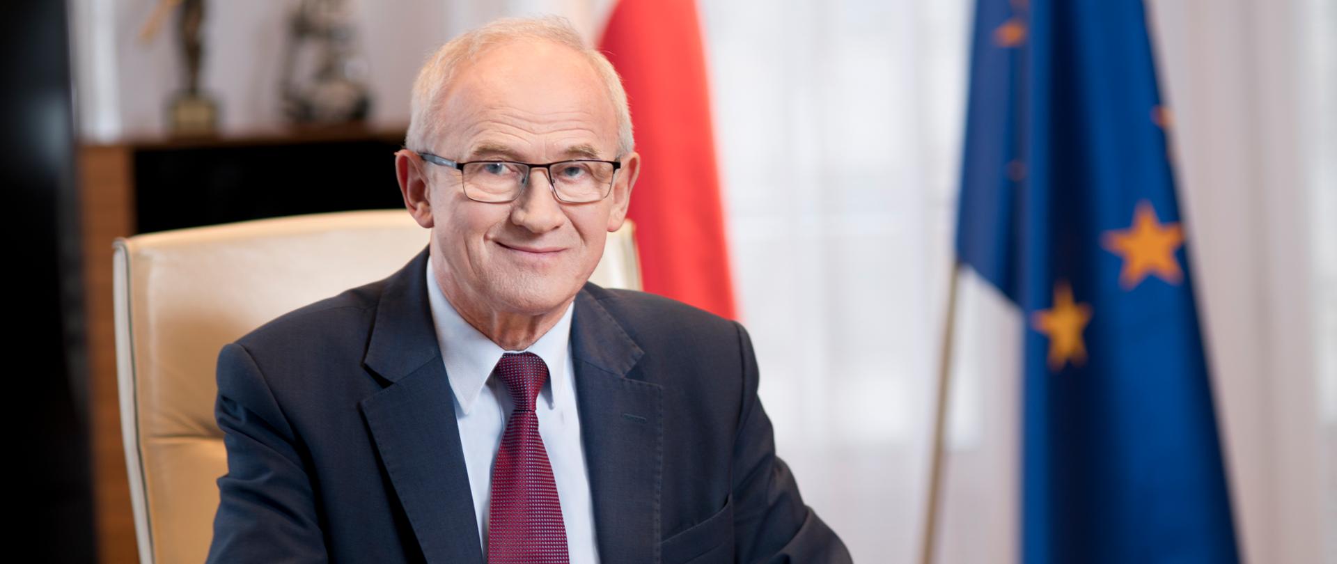 Minister Krzysztof Tchórzewski