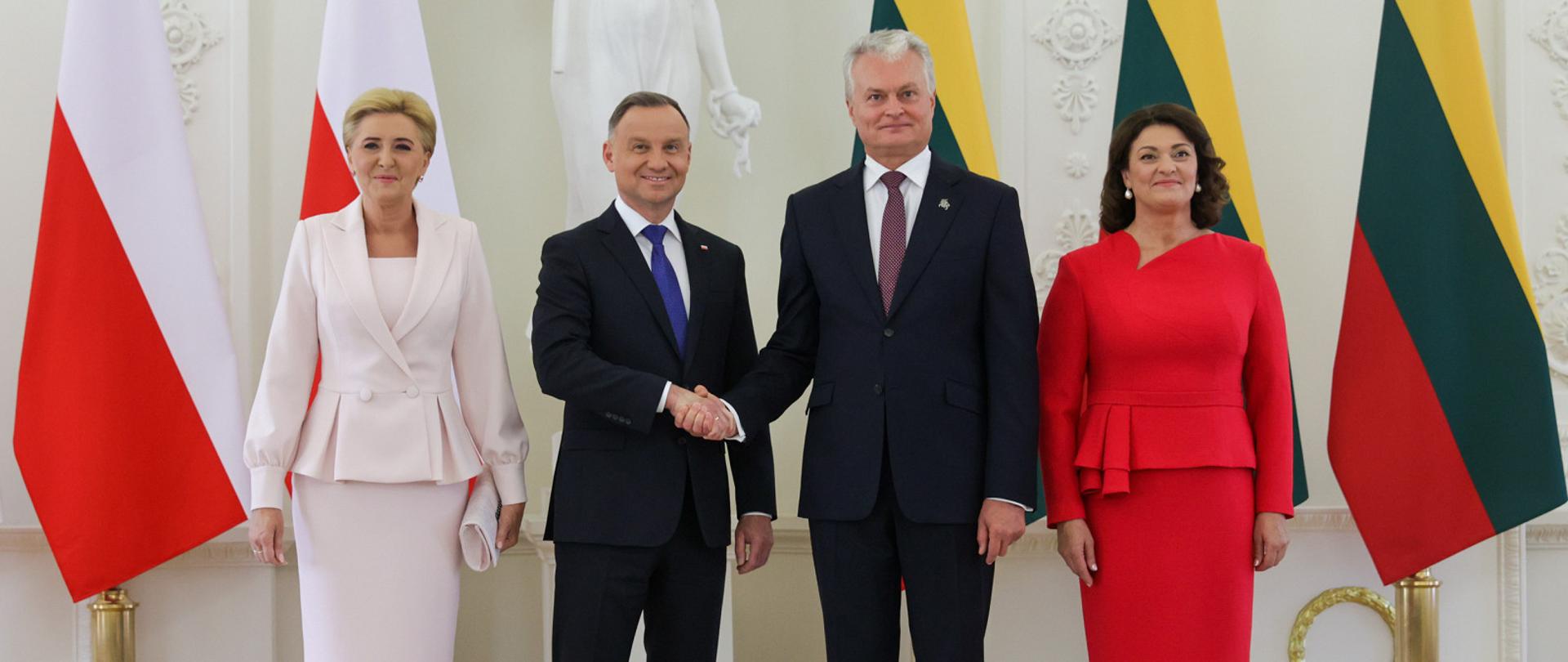Lenkijos Prezidentas Andrzej Duda ir Lietuvos Prezidentas Gitanas Nausėda su Pirmosiomis Poniomis