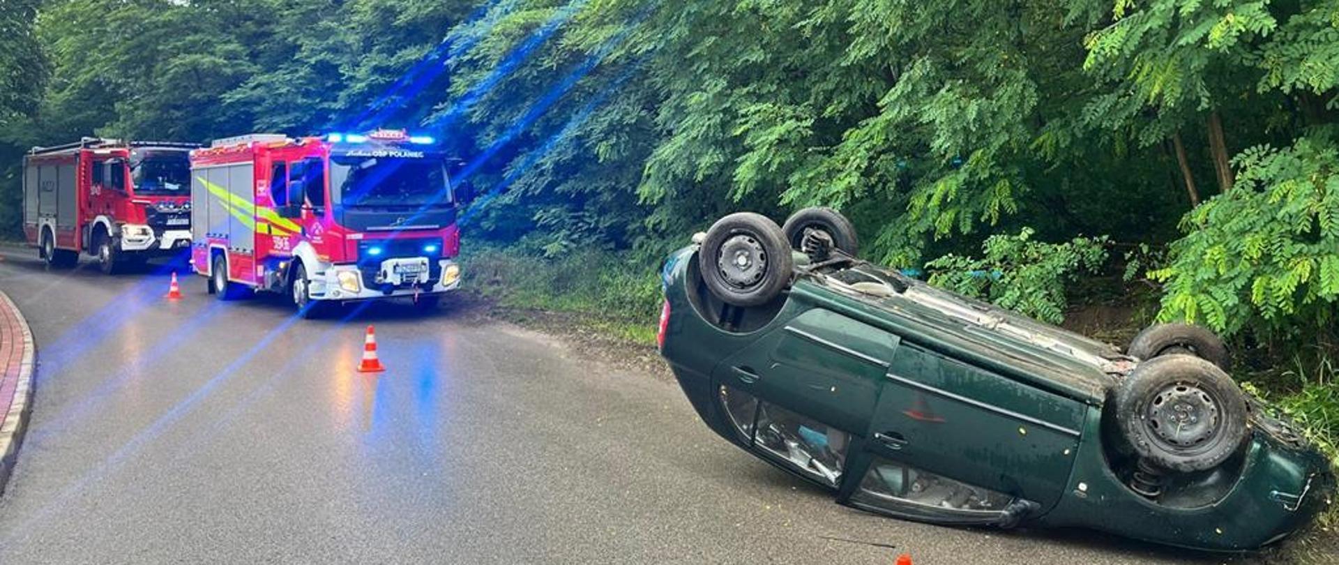 Działania ratownicze w miejscowości Tursko Małe-Kolonia.