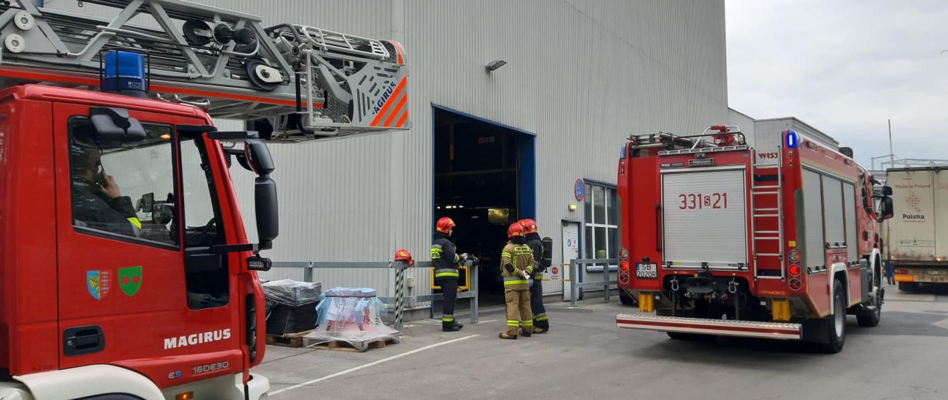 Pożar w zakładzie produkcyjnym
