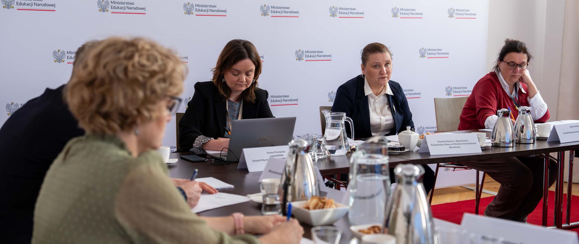 II posiedzenie Zespołu do spraw analizy wypadków i innych zdarzeń nadzwyczajnych w jednostkach systemu oświaty