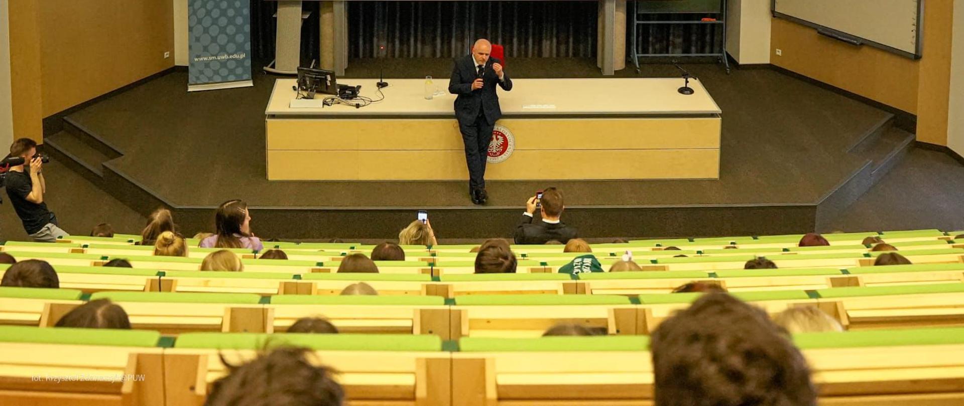 Wizyta przewodniczącego Sejmowej Komisji Spraw Zagranicznych prof. Pawła Kowala w Podlaskiem