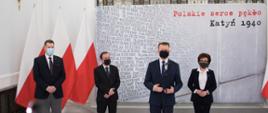 Zdjęcie z inauguracji II edycji konkursu literacko-plastycznego „Polskie serce pękło. Katyń 1940” dla uczniów szkół ponadpodstawowych