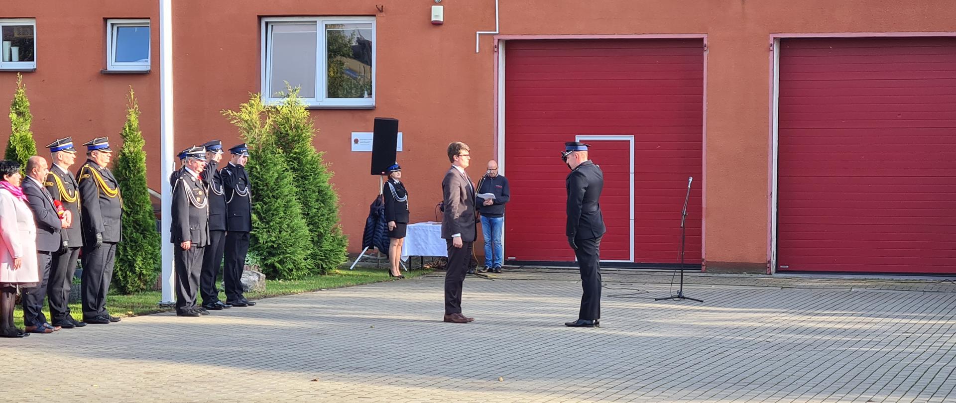 meldunek podczas przekazywania pojazdu