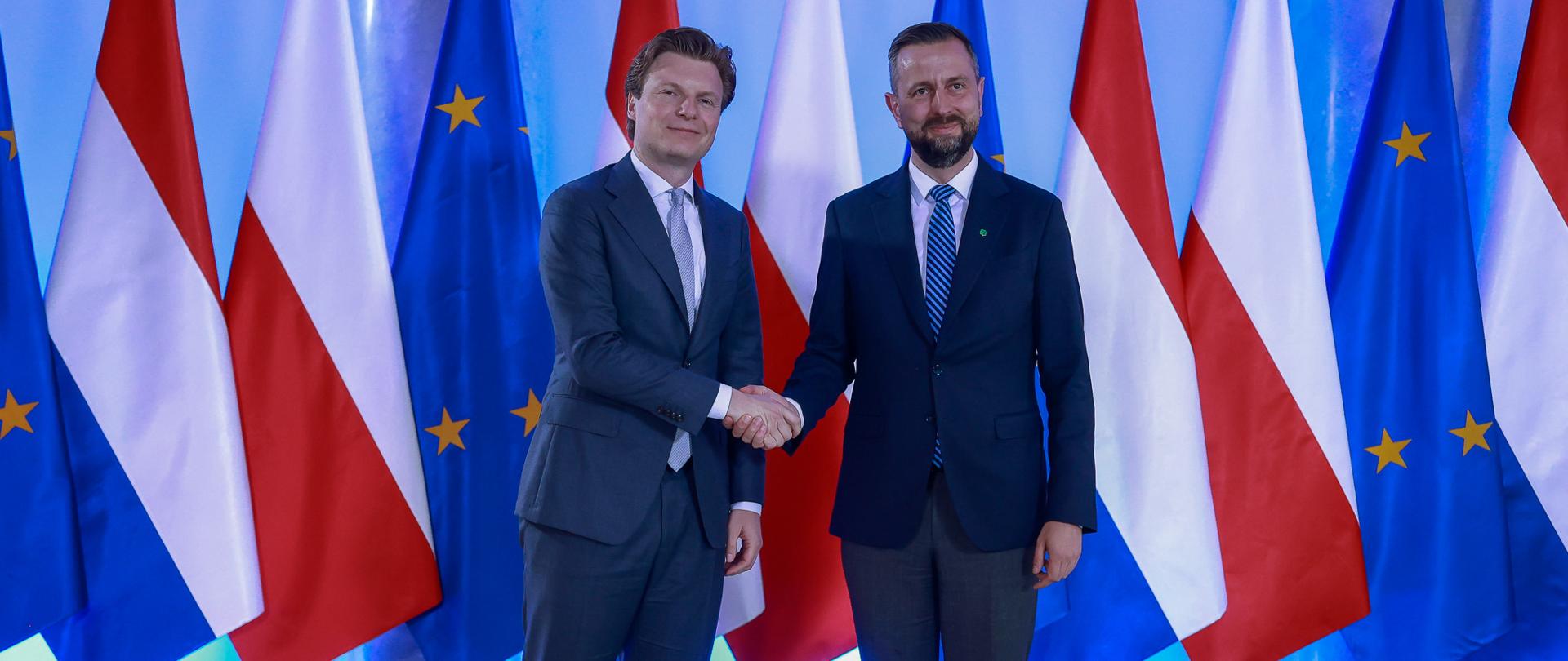 7 lipca 2025 r., w Warszawie, wicepremier - minister obrony narodowej Władysław Kosiniak-Kamysz oraz minister obrony Królestwa Niderlandów Ruben Brekelmans podpisali umowę (Memorandum of Understanding), dotyczącą zacieśnienia dwustronnej współpracy w dziedzinie obronności. Po podpisaniu dokumentu odbyła się konferencja prasowa. Fot. Krzysztof Niedziela/MON