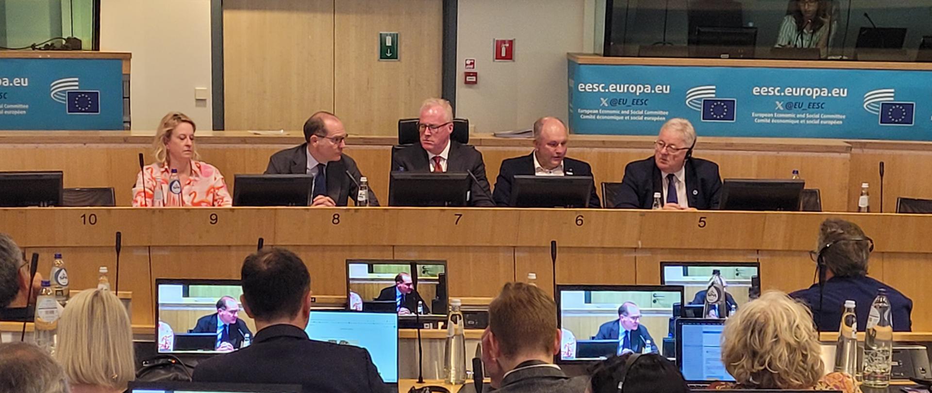 Minister Rolnictwa Czesław Siekierski na konferencji wysokiego szczebla (fot. MRiRW)