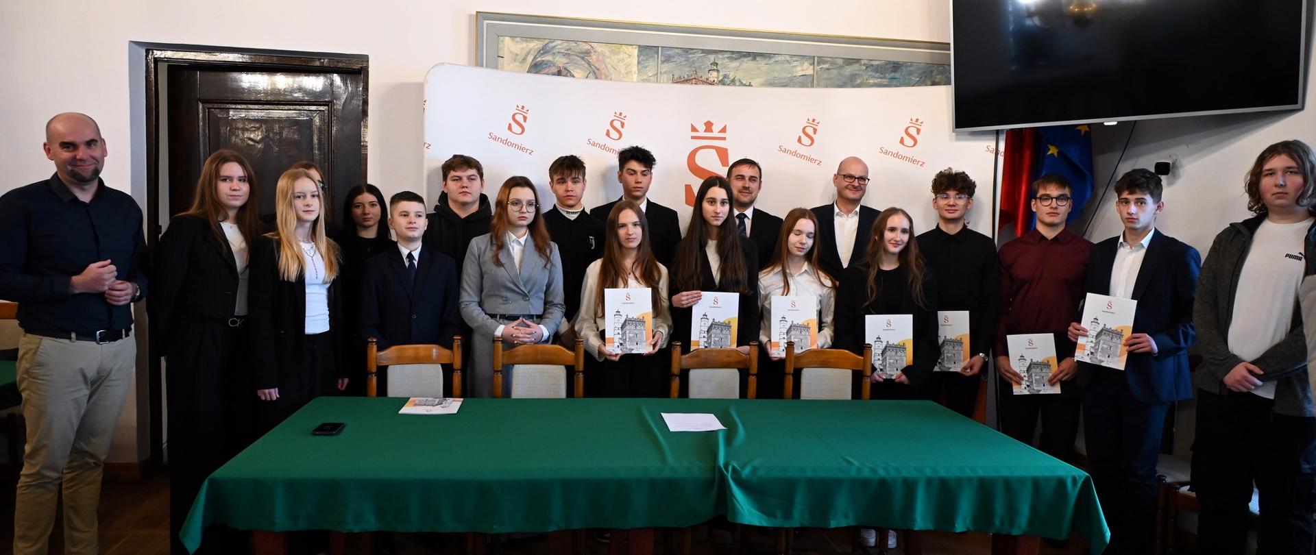 Uczniowie ZSCKR w Sandomierzu-Mokoszynie w Młodzieżowej Radzie Miasta Sandomierza