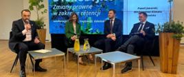 Na zdjęciu od lewej: Ryszard Gajewski - Prezes Zarządu Gdańskie Wody Sp. z o.o., Magdalena Młochowska - Dyrektor Koordynator ds. zielonej Warszawy w Stołecznym Ratuszu, Piotr Grzelak - wiceprezydent Gdańska oraz Mateusz Balcerowicz - prezes Wód Polskich