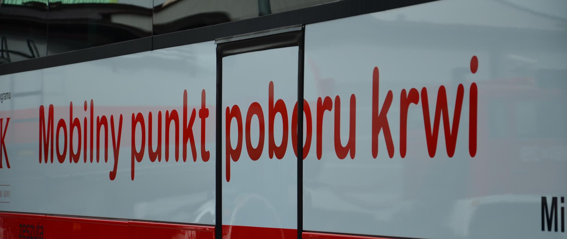 Mobilny punkt poboru krwi - krwiobus