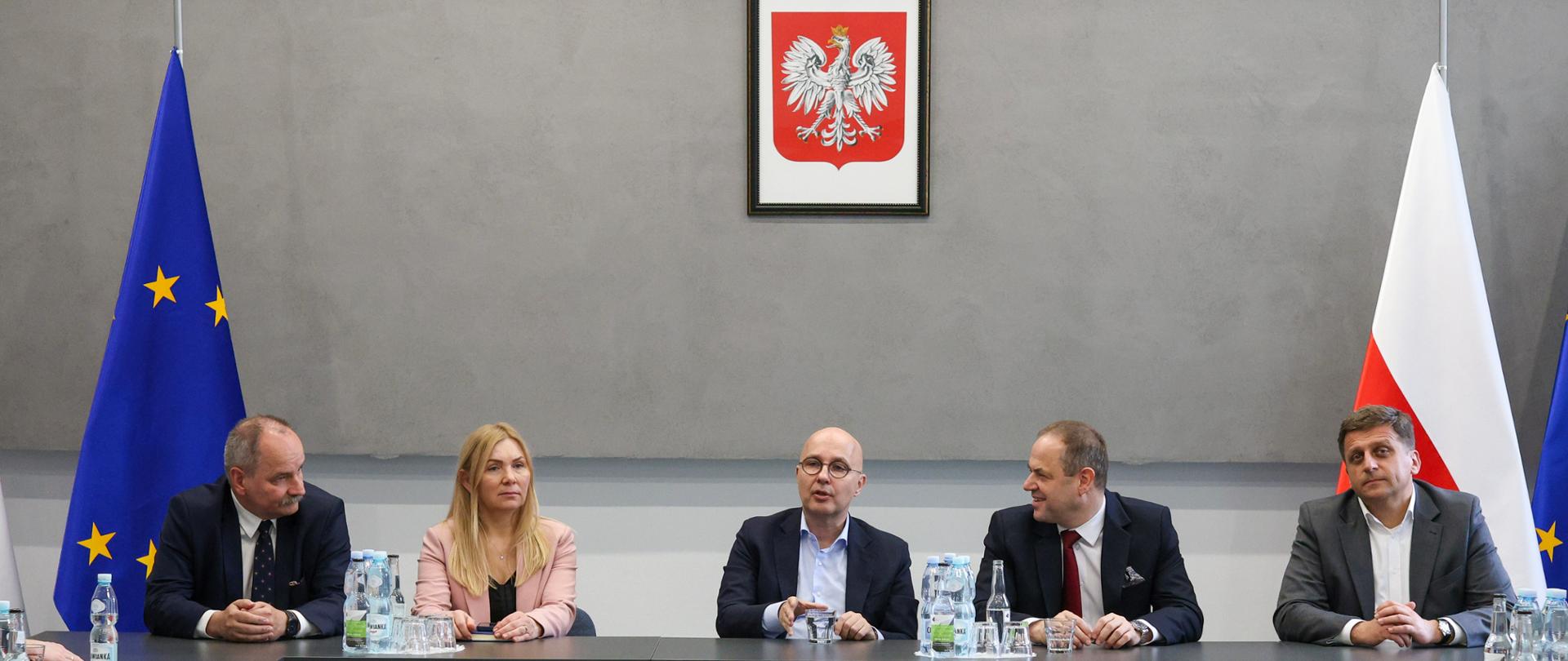 Sekretarz stanu Robert Kropiwnicki złożył wizytę w siedzibie Polskiej Grupy Górniczej S.A