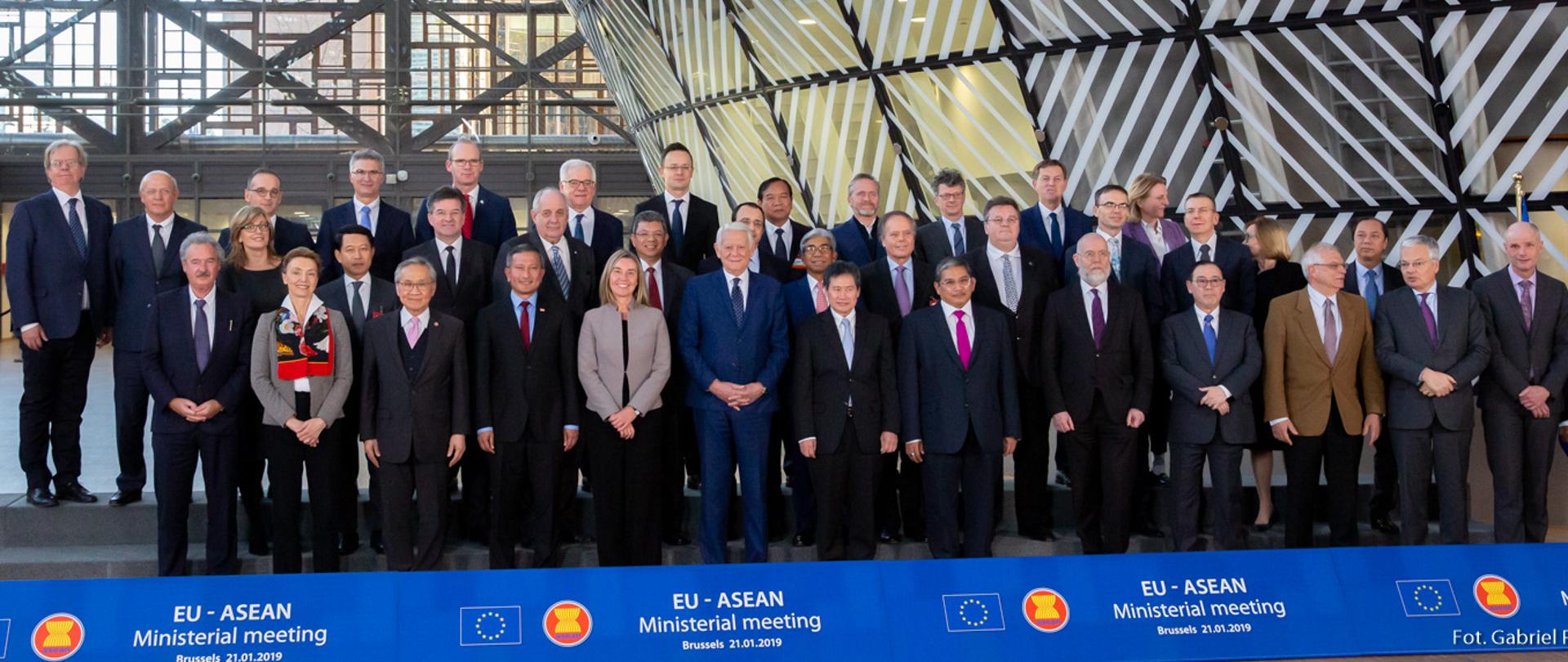 Minister Jacek Czaputowicz attends Foreign Affairs Council and EU-ASEAN ministerial in Brussels