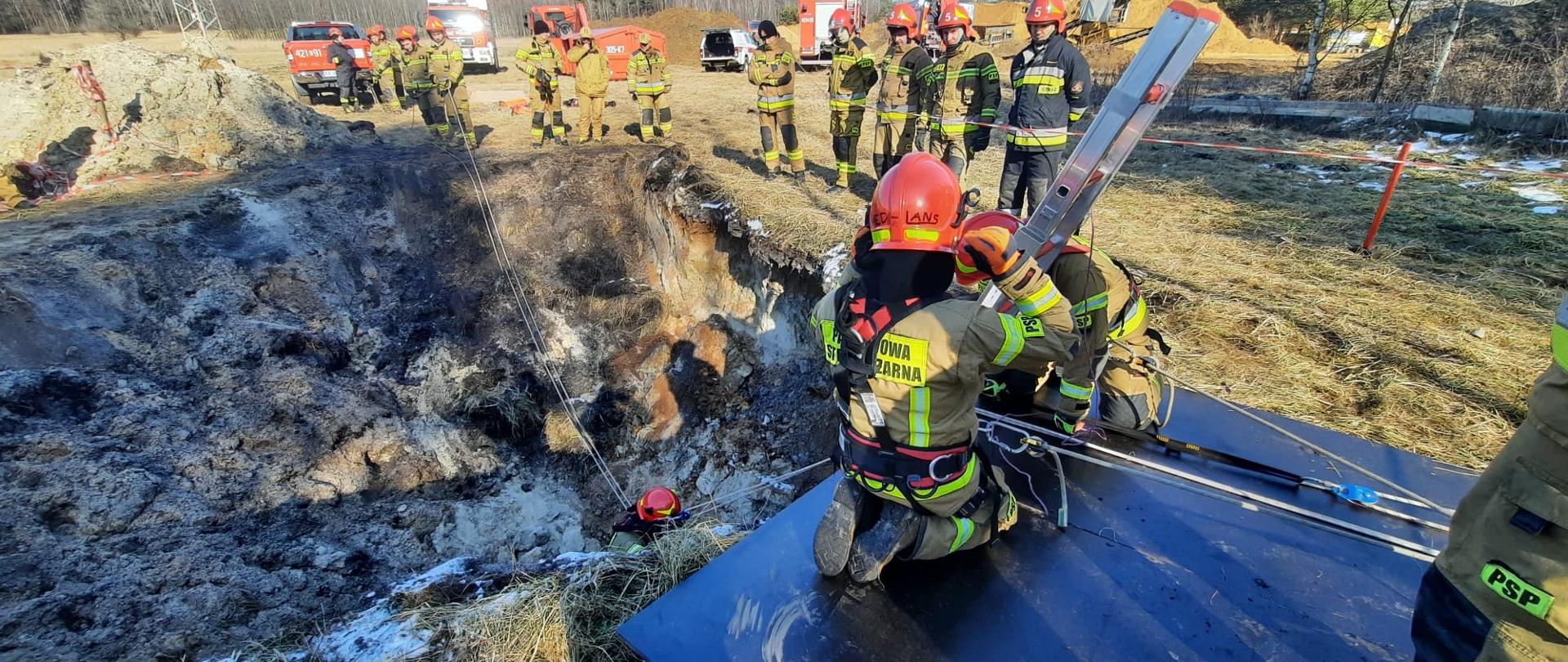 Warsztaty_ratownicze_w_przypadku_wystapienia_zapadlisk