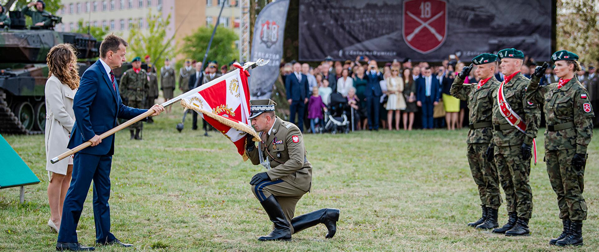 20190907_MMB_Siedlce_18DZ_sztandar_01