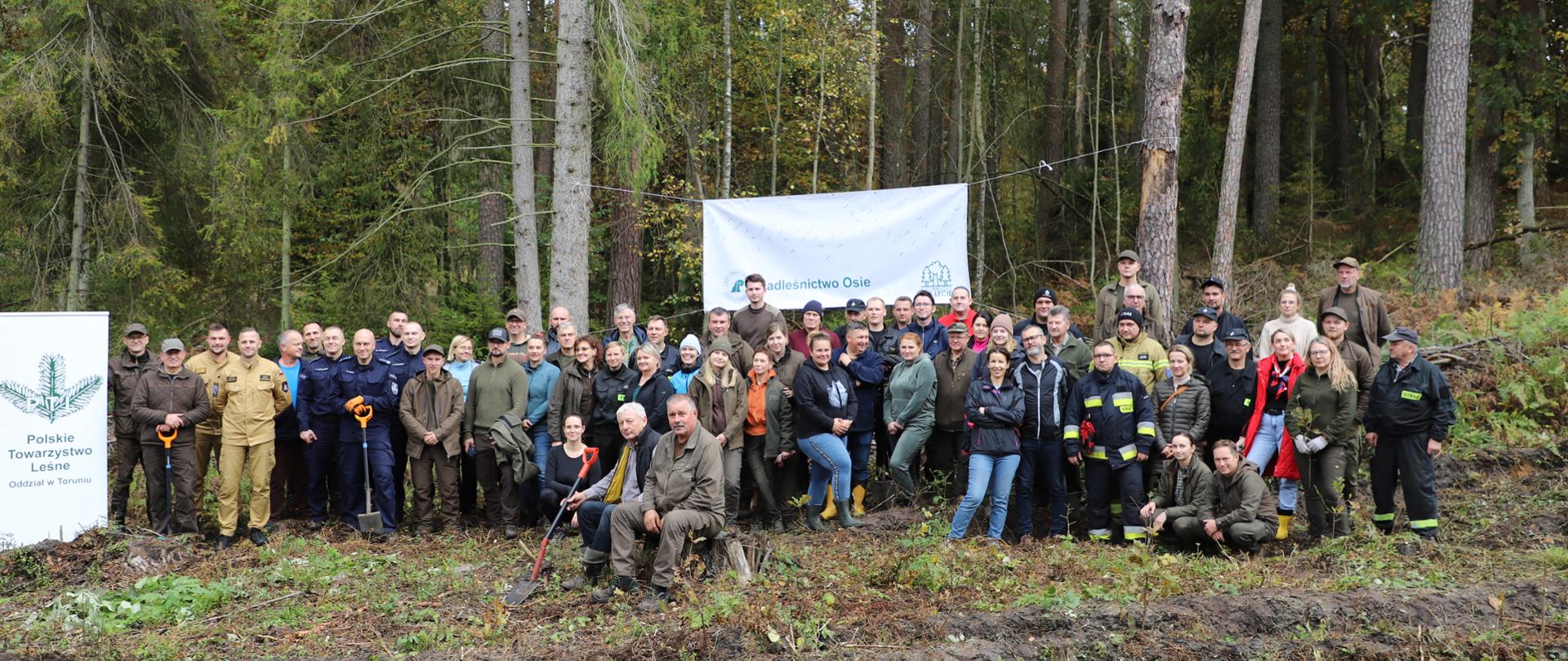Akcja sadzenia drzew w Nadleśnictwie Osie, 17.10.2025, fot. Archiwum RDOŚ w Bydgoszczy