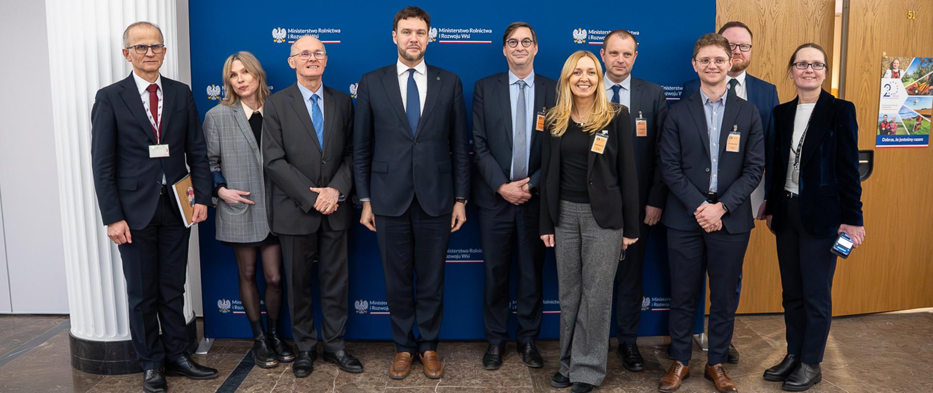 Zdjęcie grupowe (fot. MRiRW)