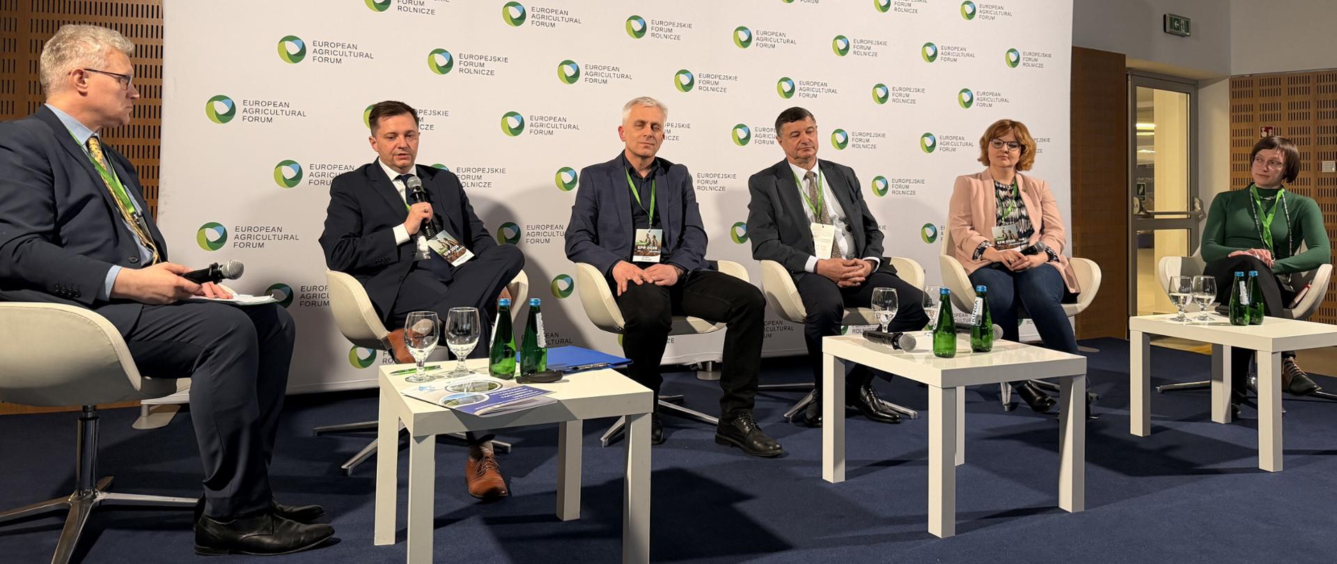 Prezes Wód Polskich Mateusz Balcerowicz podczas Europejskiego Forum Rolniczego 2026 w Jasionce