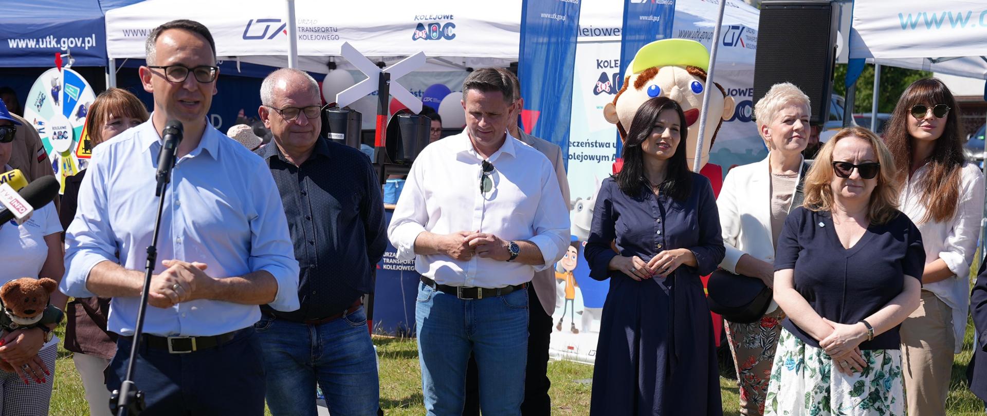 Otwarcie pikniku „Bezpieczne Wakacje” w Skierniewicach