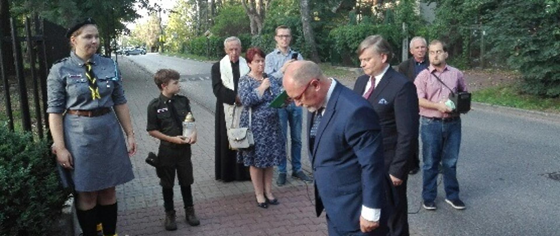 Komorów: upamiętnienie Powstańców Warszawskich
