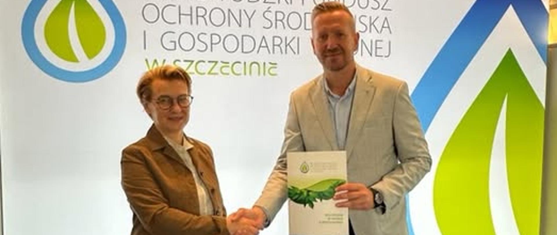 Sylwia Jurzyk-Nordlöw – Regionalny Dyrektor Ochrony Środowiska w Szczecinie i Marcin Zamaro – Zastępca Prezesa WFOŚiGW w Szczecinie