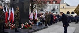 W oficjalnych uroczystościach Narodowego Święta Niepodległości w Radomiu uczestniczył Wicewojewoda Mazowiecki Artur Standowicz.