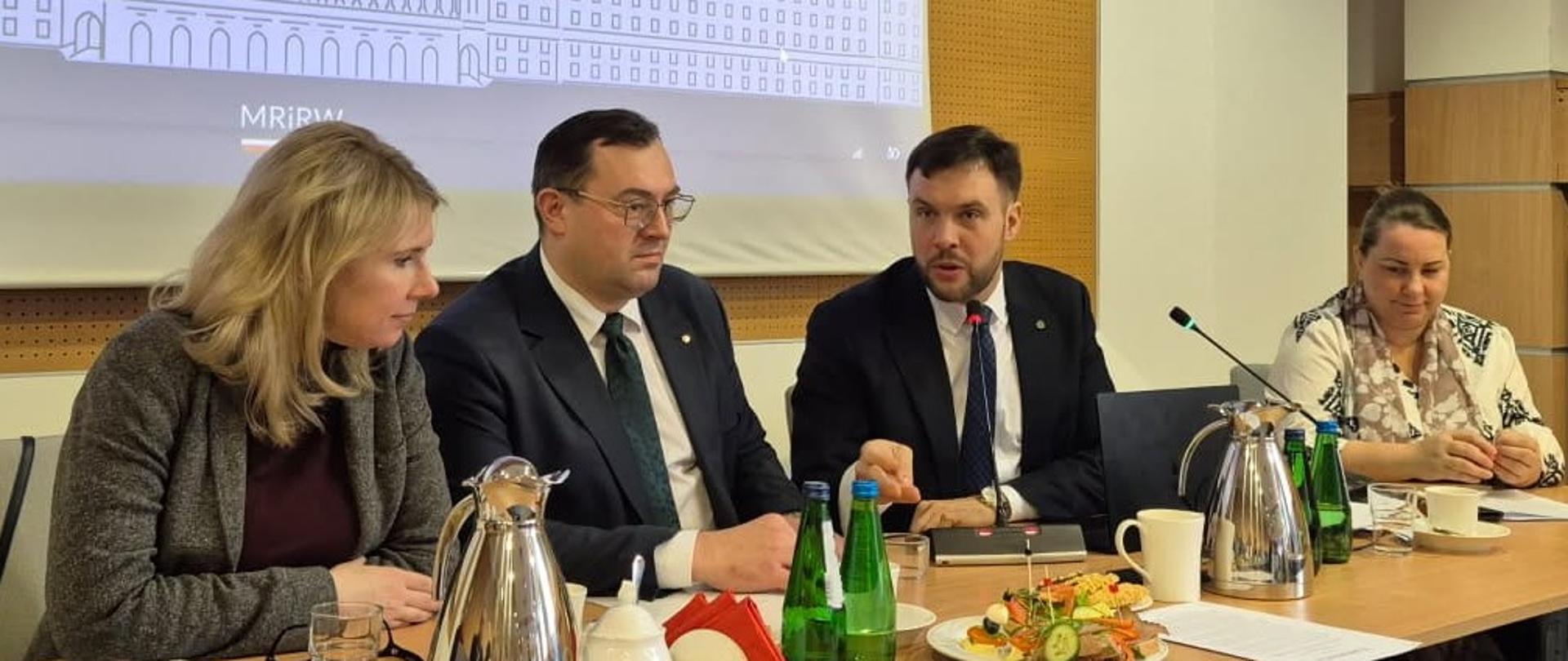 Spotkanie Grupy Roboczej przy Zespole ds. długoterminowej wizji obszarów wiejskich i wsparcia ich rozwoju ze środków krajowych i UE po 2027 r.