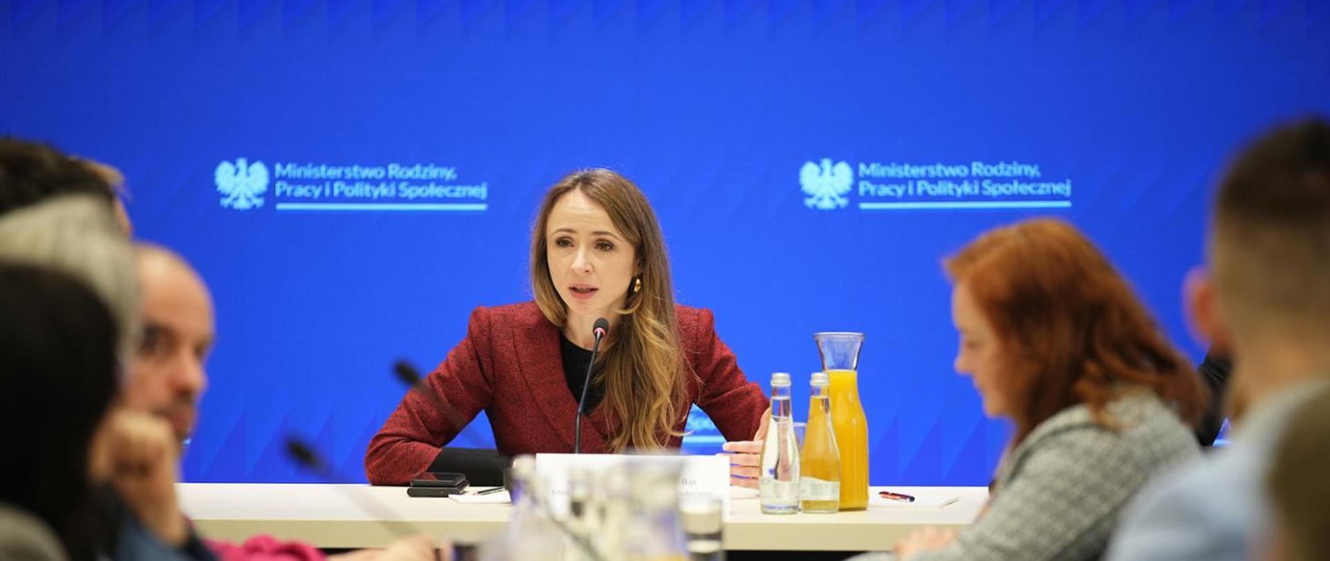 Additional support for foster families