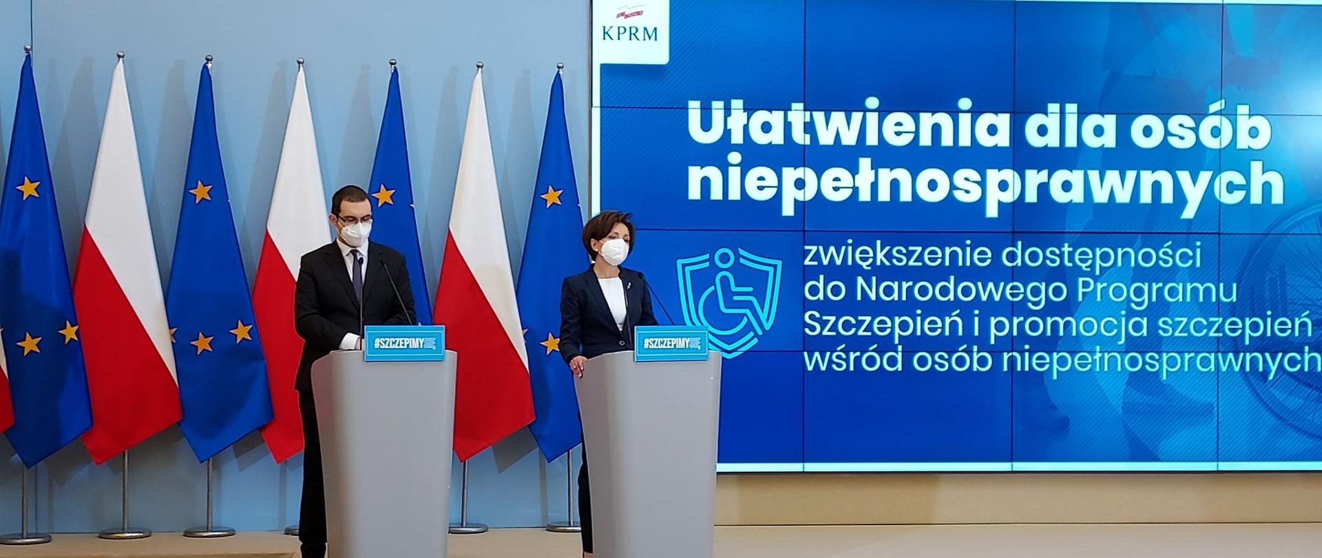 konferencja prasowa poświęcona szczepieniom przeciw COVID-19