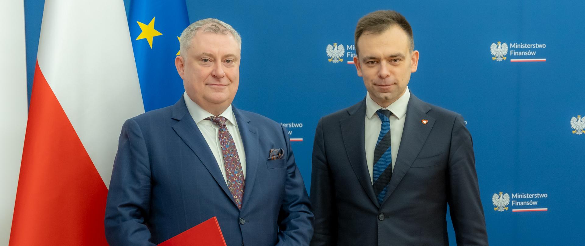 Minister Finansów Andrzej Domański z Prezesem Polskiej Agencji Nadzoru Audytowego Jackiem Gdańskim.