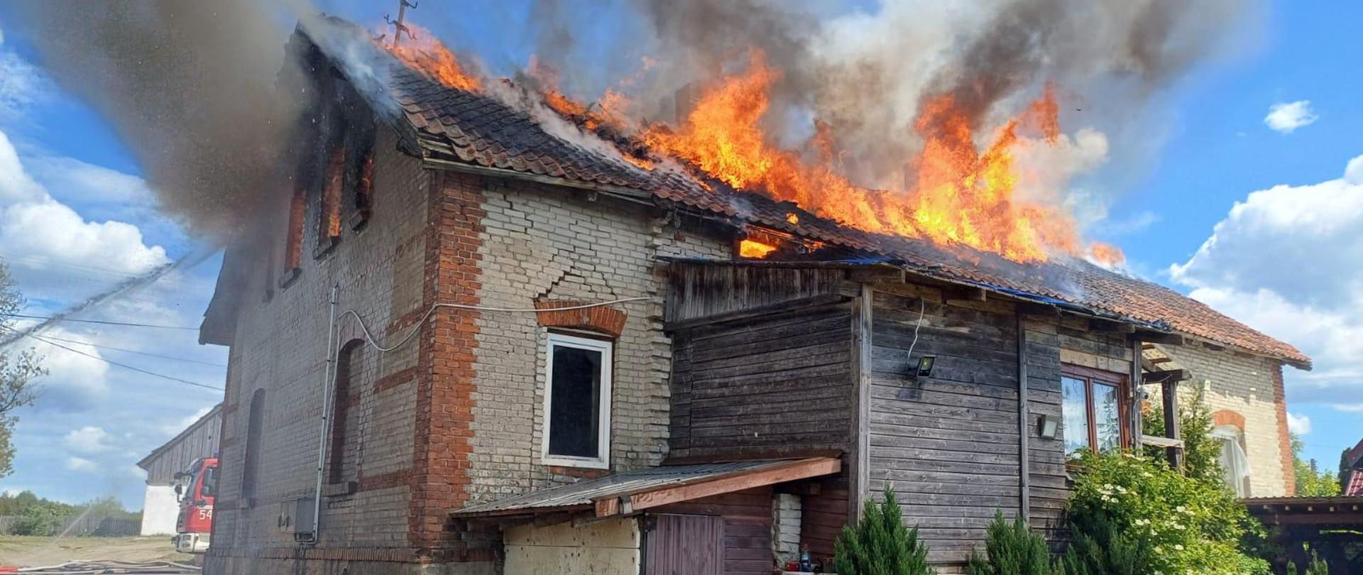 Pożar budynku mieszkalnego