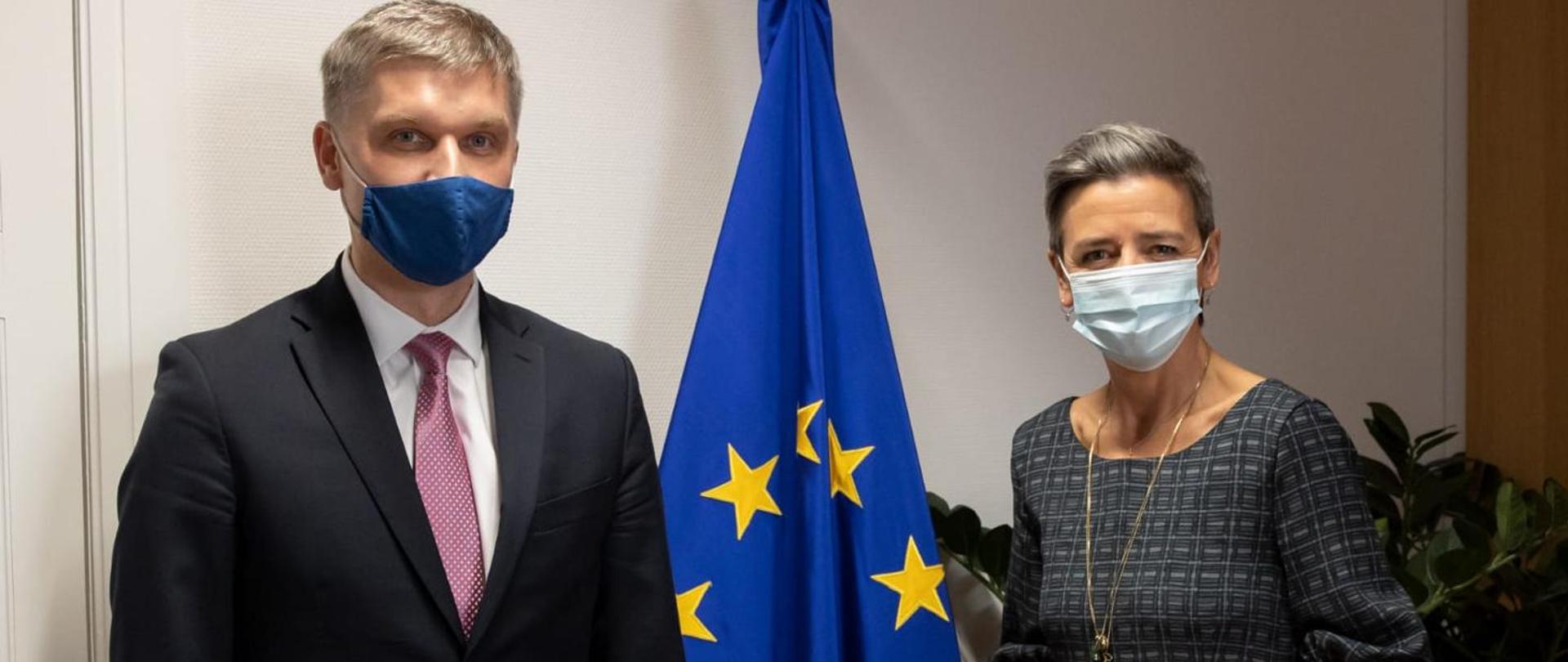 Minister of Economic Development and Technology Piotr Nowag and Executive Vice-President of European Commission Margrethe Vestager