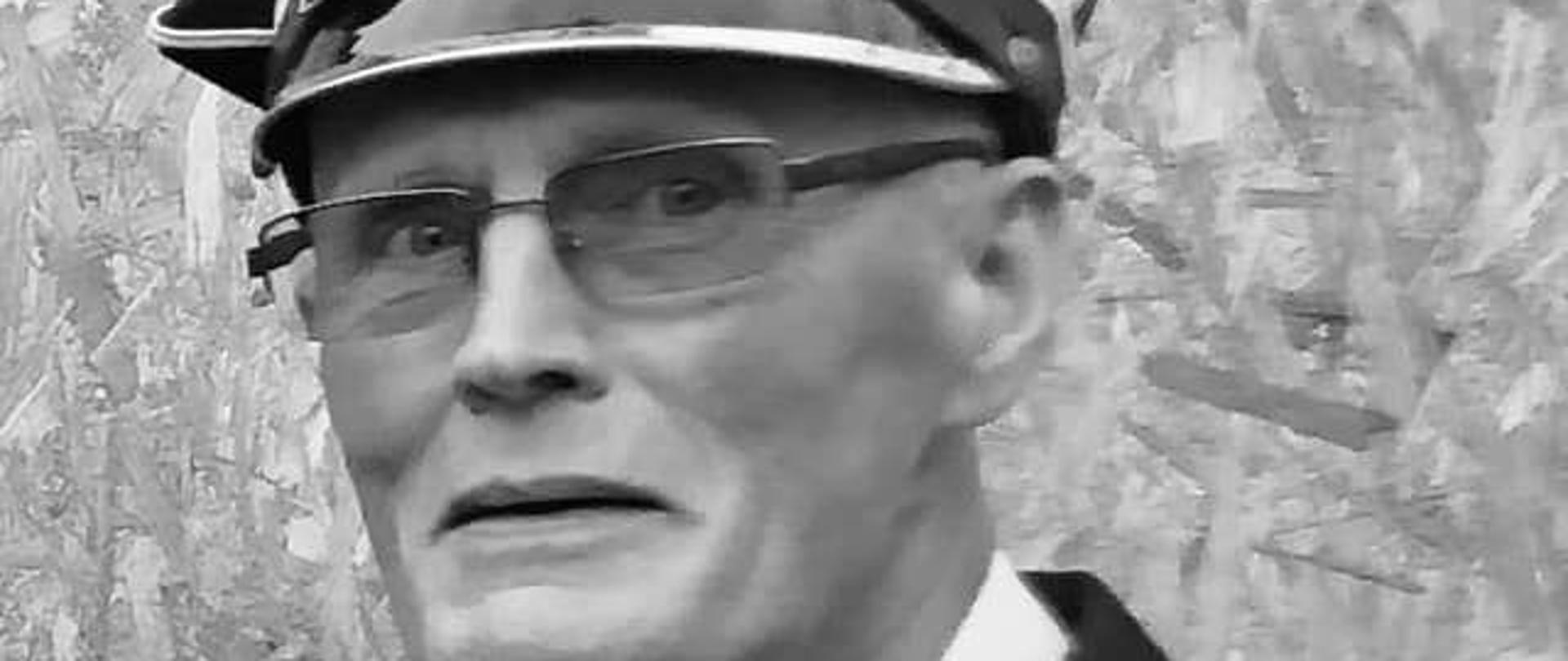 Na zdjęciu Antoni Piętka w Mundurze