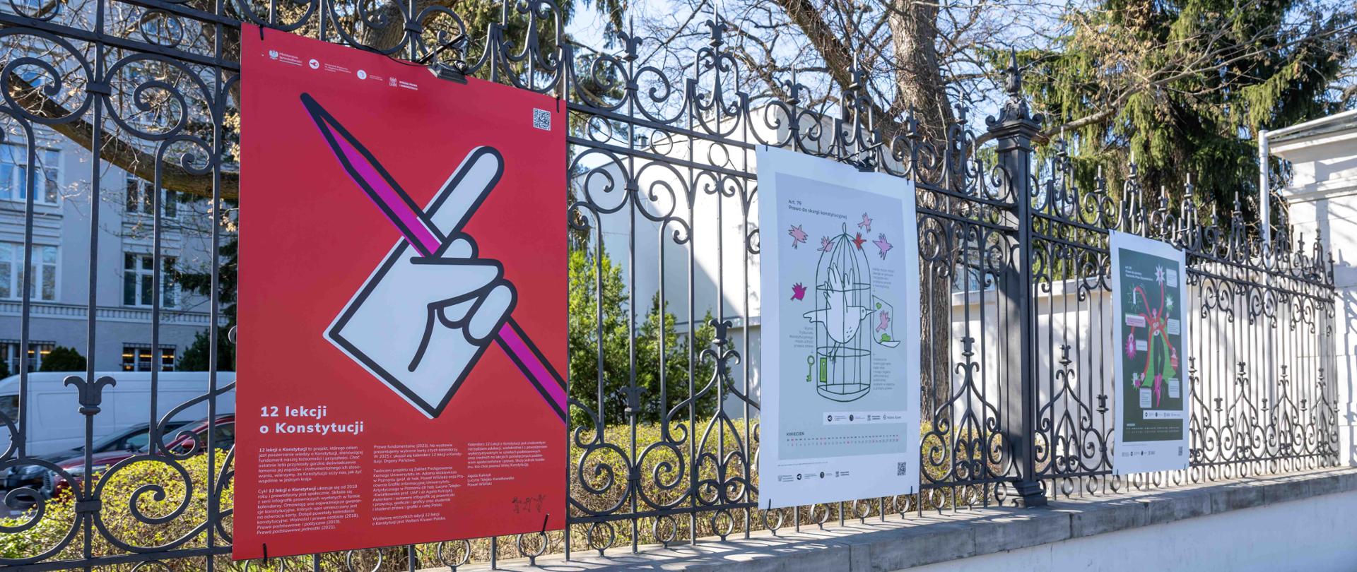 Wystawa plenerowa „12 lekcji o Konstytucji”