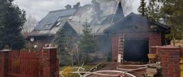 Pożar drewnianego budynku mieszkalnego w Niewodnicy Koryckiej