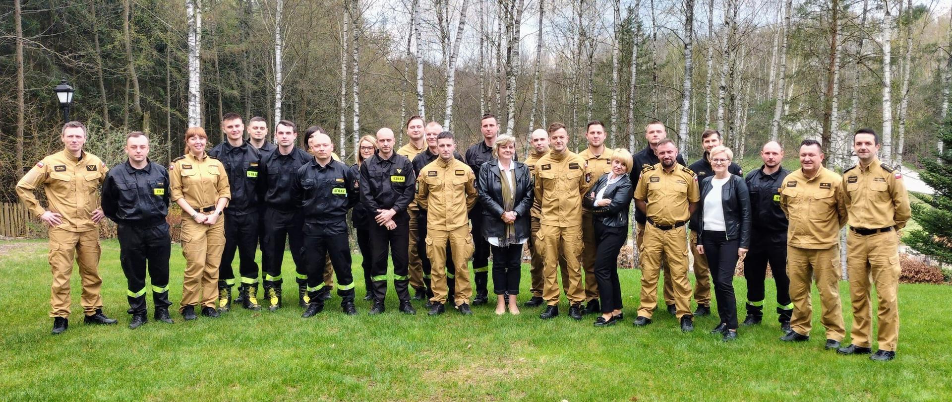 Coroczne warsztaty koordynatorów prewencji społecznej. Zdjęcie grupowe