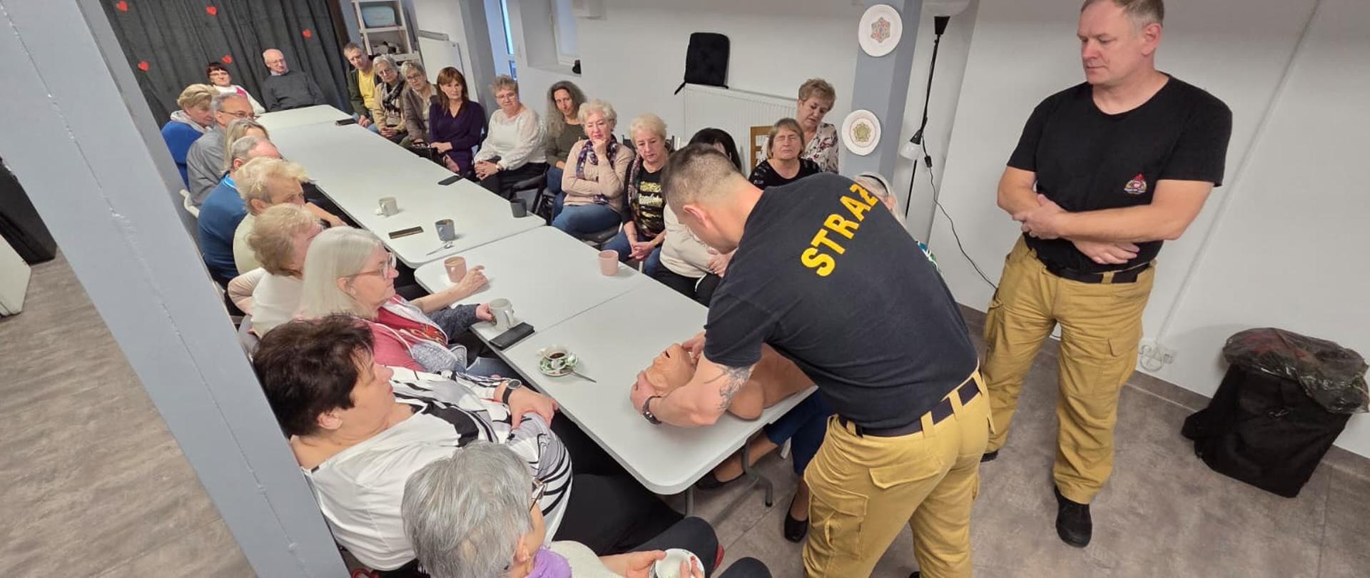 Udrożnienie dróg oddechowych.