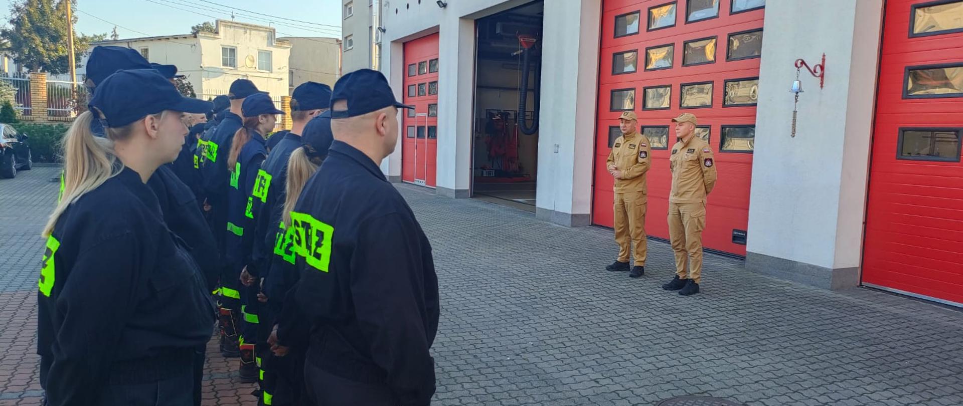Na zdjęciu uczestnicy szkolenia OSP