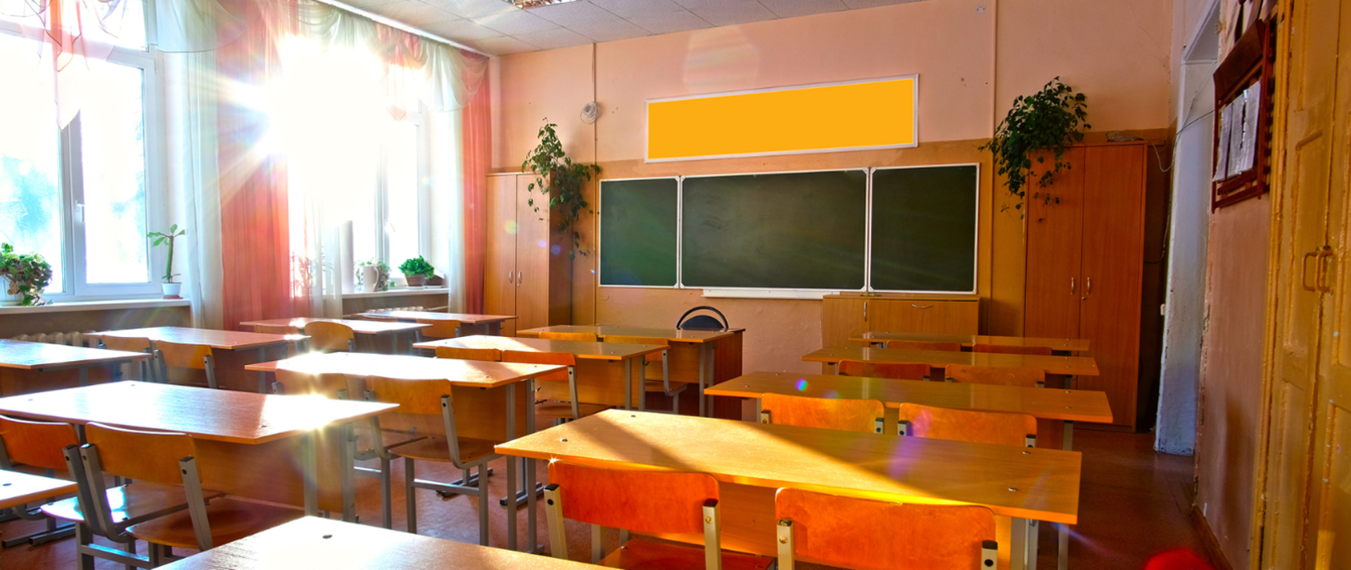 Klasa szkolna bez uczniów