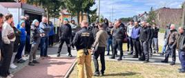 Strażacy podczas próbnej ewaluacji w firmie Polkrys