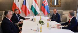 Wizyta Premiera RP Donalda Tuska w Pradze. Udział w spotkaniu premierów państw Grupy Wyszehradzkiej 