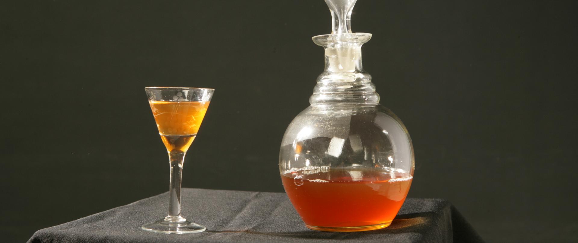 Nalewka ze śliwek z Dębiny