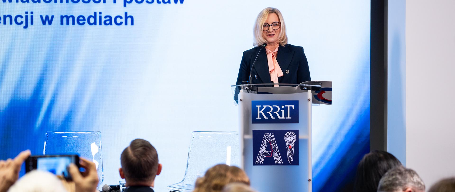 Otwarcie konferencji przez dr Agnieszkę Glapiak przewodniczącą KRRiT 