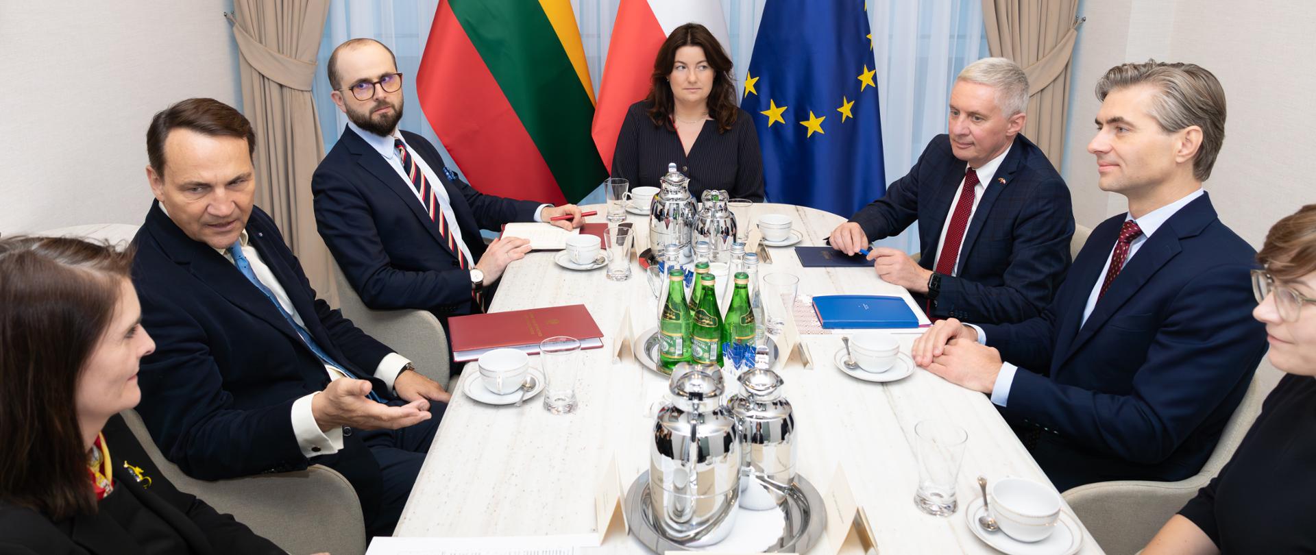 Meeting between top diplomats of Poland and Lithuania