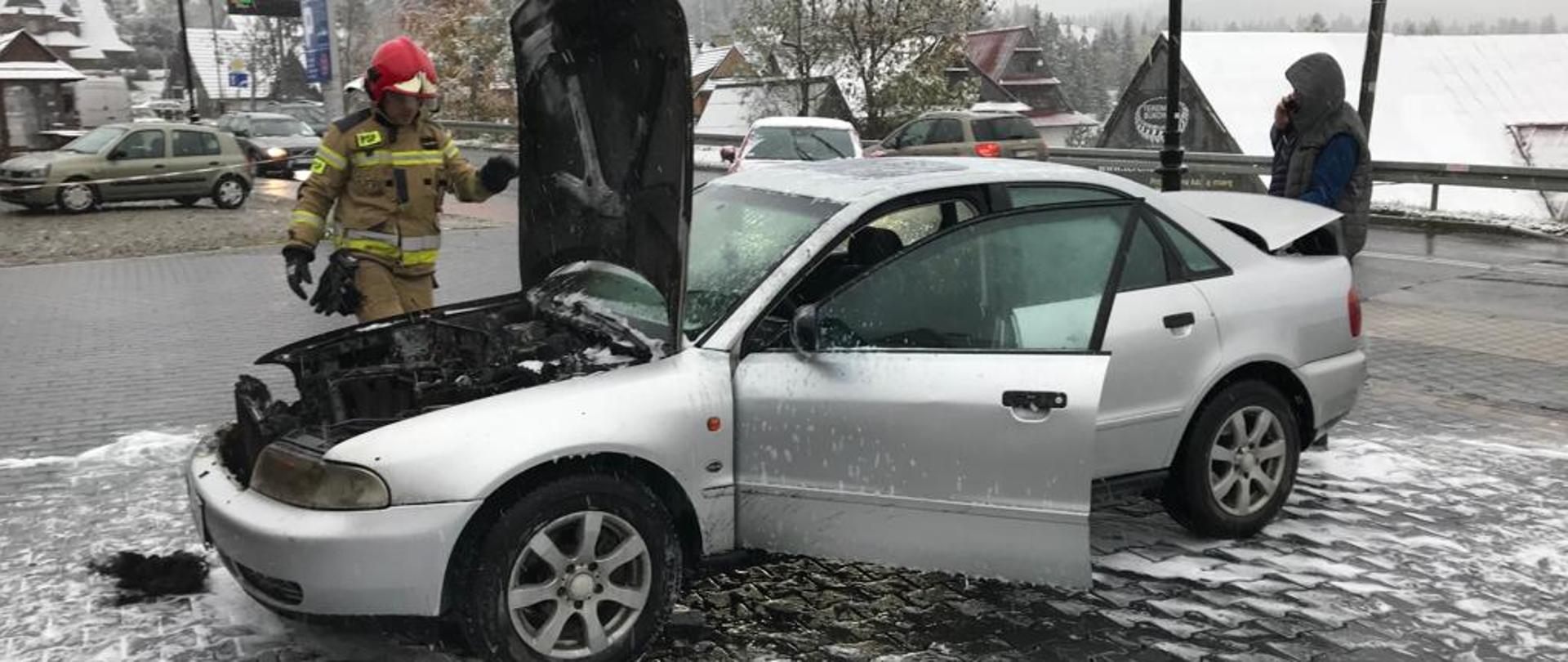 Pożar samochodu osobowego