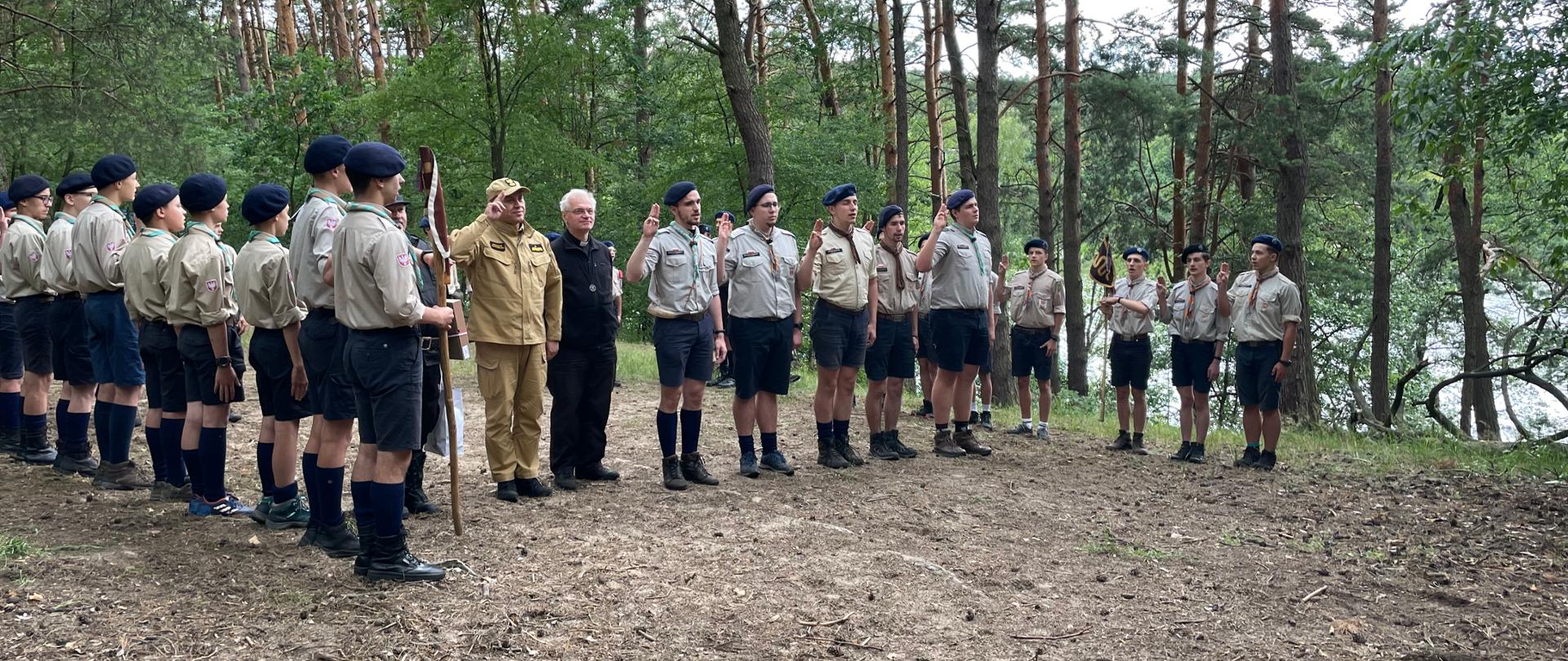 Wizytacja obozów harcerskich w powiecie gostynińskim