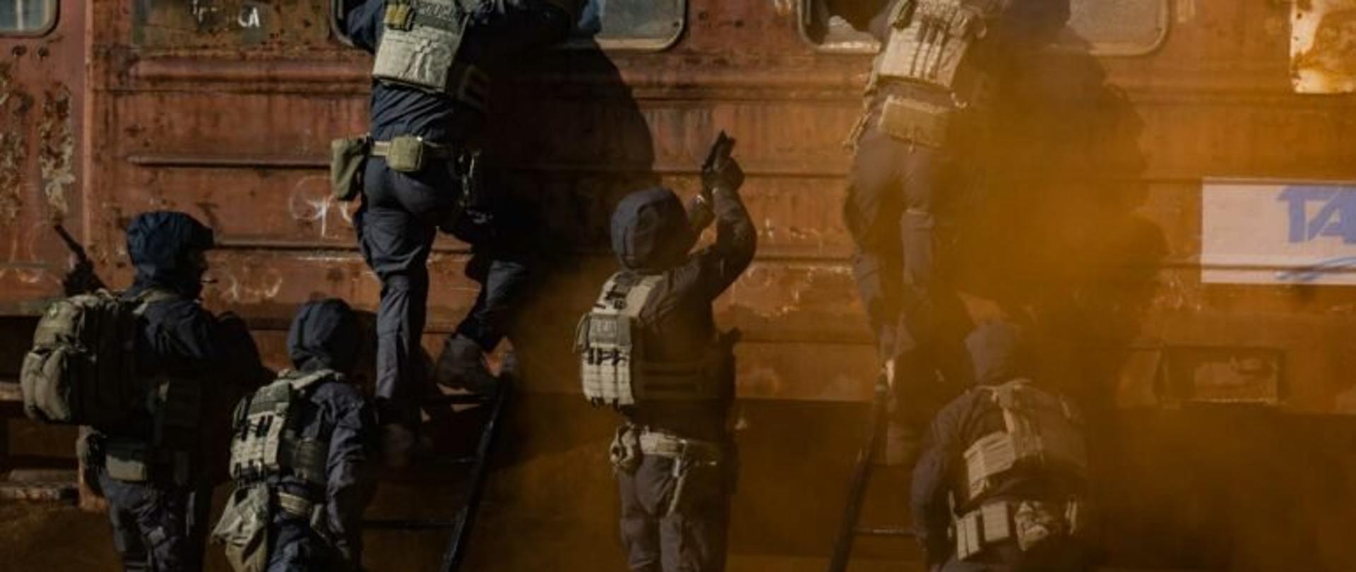 Służby podczas ćwiczenia Libero