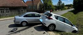 Samochody osobowe uczestniczące w wypadku