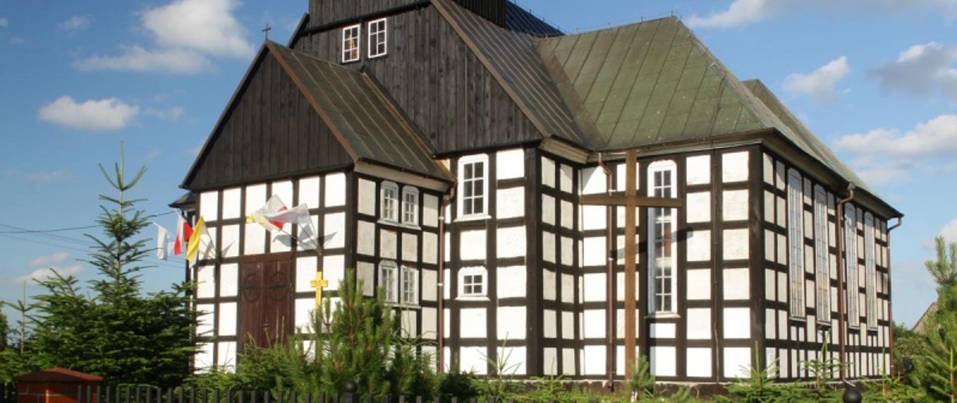 Kościół św. Wawrzyńca Męczennika w Brzeziu, mur pruski