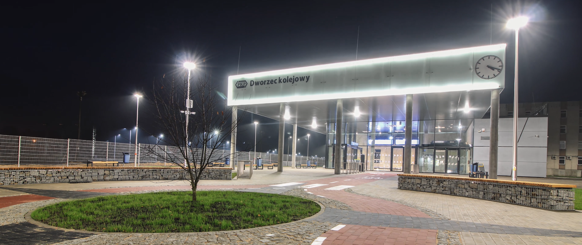 Na zdjęciu widać nowoczesny dworzec systemowy w Czeremsze