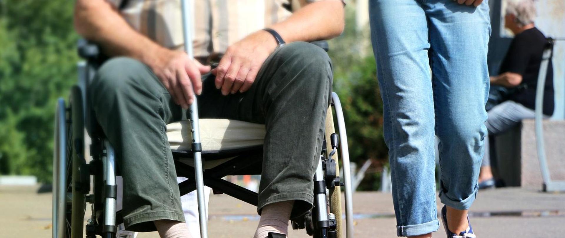 Projekt ustawy wprowadzającej nowe świadczenie dla osób niepełnosprawnych skierowany pod obrady Rady Ministrów